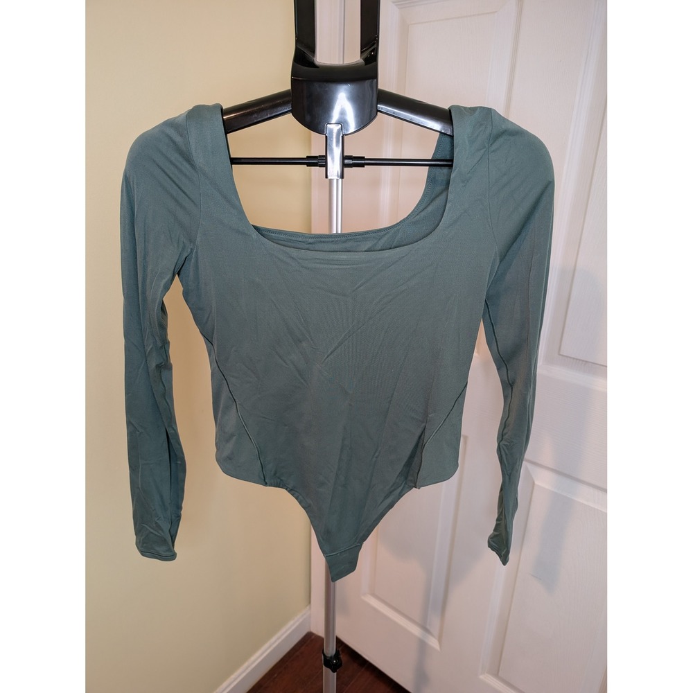Lululemon Wundermost Bodysuit Women Small Green Square Neck Long Sleeve Thong